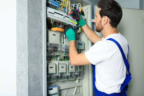 Best Emergency Electrical Repair  in Saratoga Springs, NY